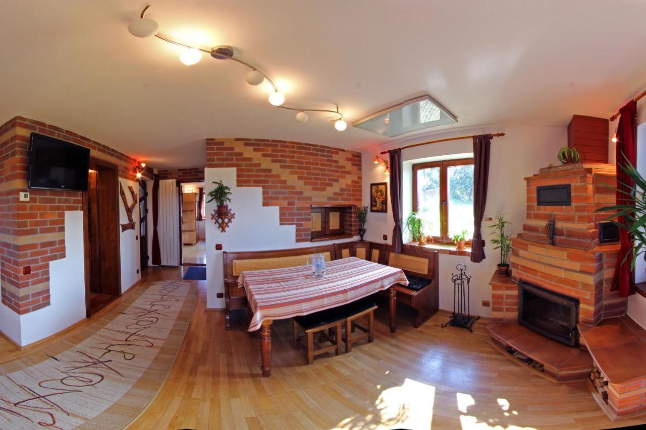 Casa Zollo * Sălişte